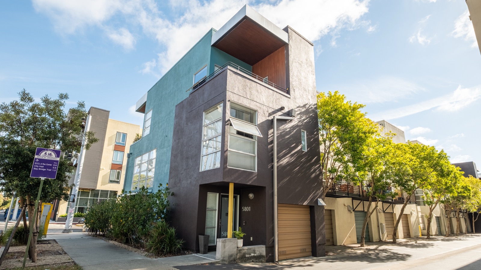 Elevation 22, photo 8