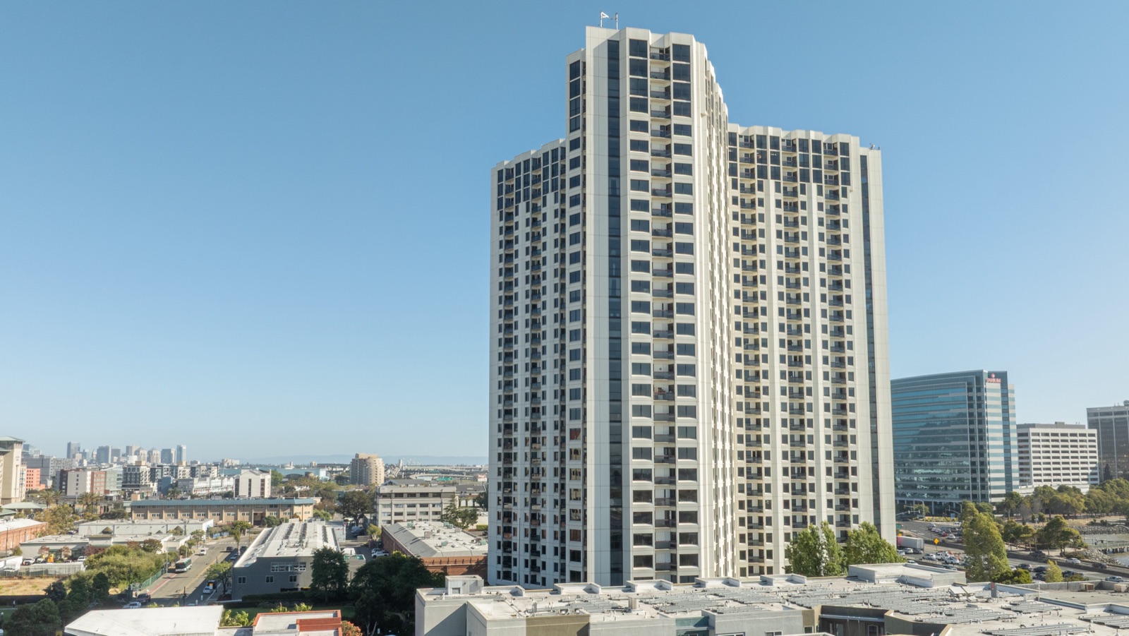 Pacific Park Plaza, photo 13